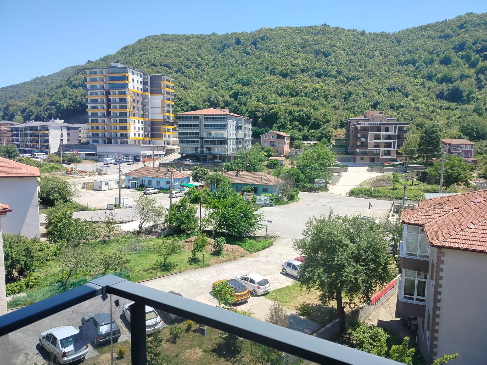 KEMER DE SAĞLIK OCAĞI KARSISI 1+1 - Hak Emlak Kdz.Ereğli