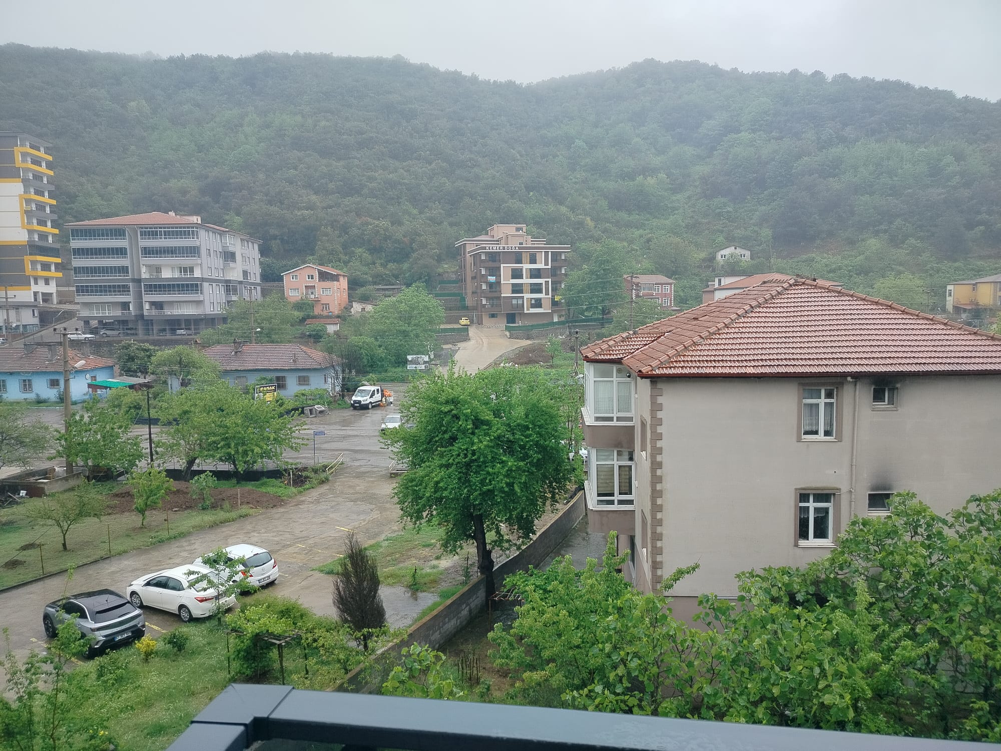 KEMER DE SAĞLIK OCAĞI KARSISI 1+1 - Hak Emlak Kdz.Ereğli