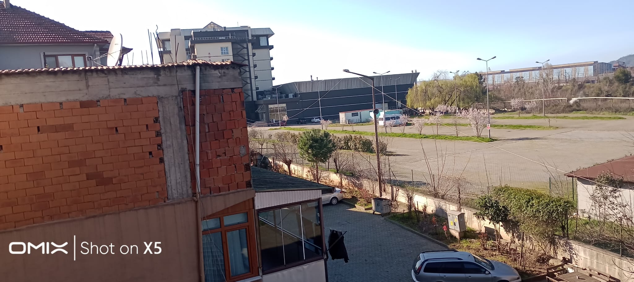 GÜLÜÇTE ANADOLU OTEL YANINDA SATILIK 2+1 - Hak Emlak Kdz.Ereğli