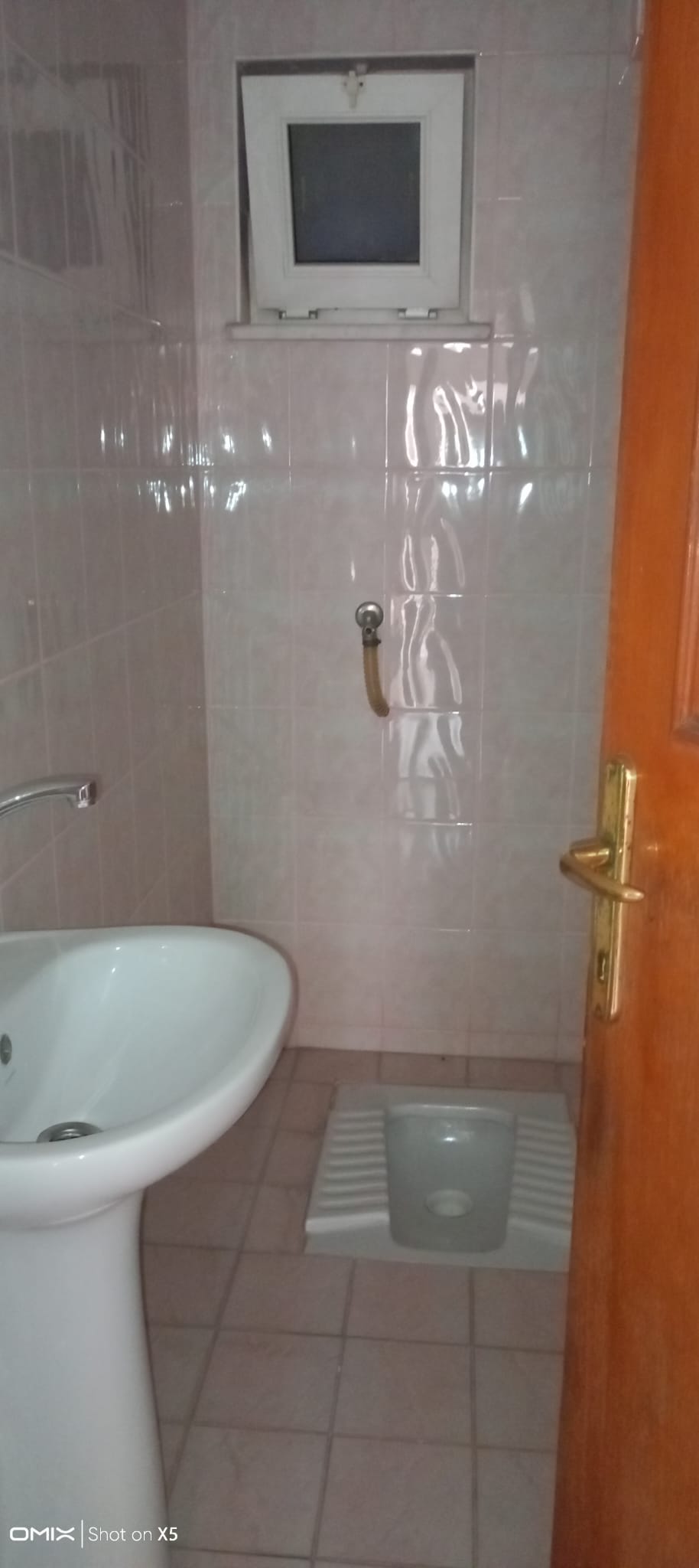 GÜLÜÇTE ANADOLU OTEL YANINDA SATILIK 2+1 - Hak Emlak Kdz.Ereğli